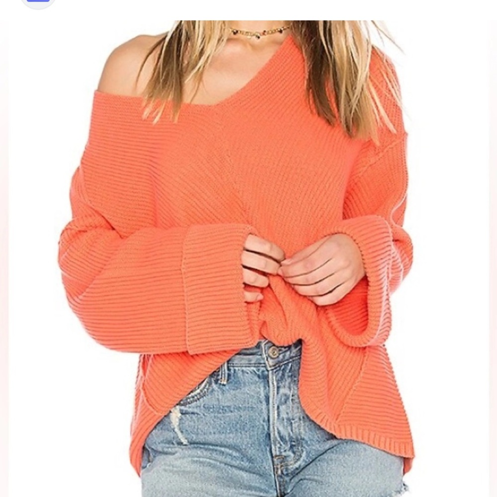 Free‎ People NWOT size med La Brea coral oversized Vneck thick knit sweater